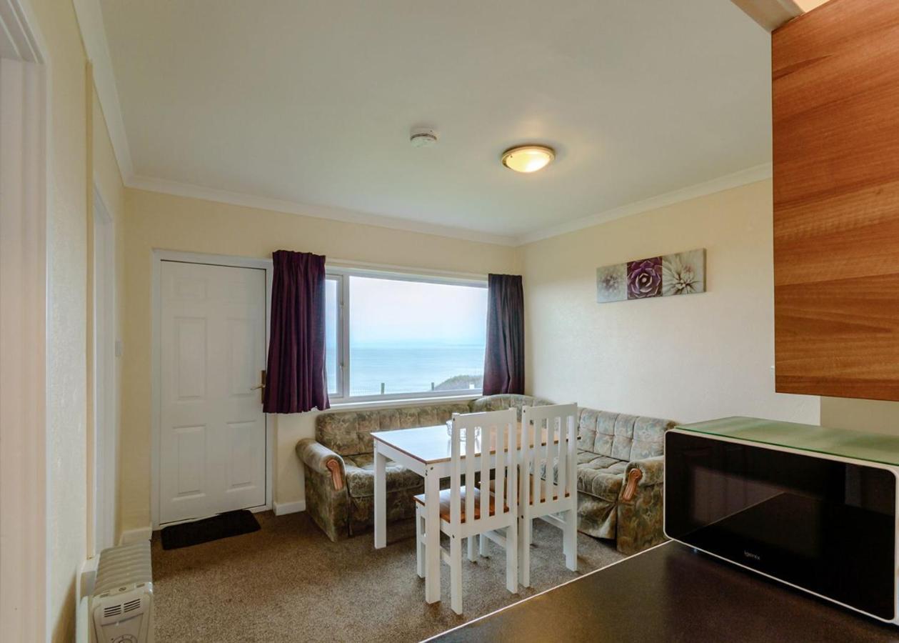 Gilfach Holiday Park Henfynyw Upper Buitenkant foto